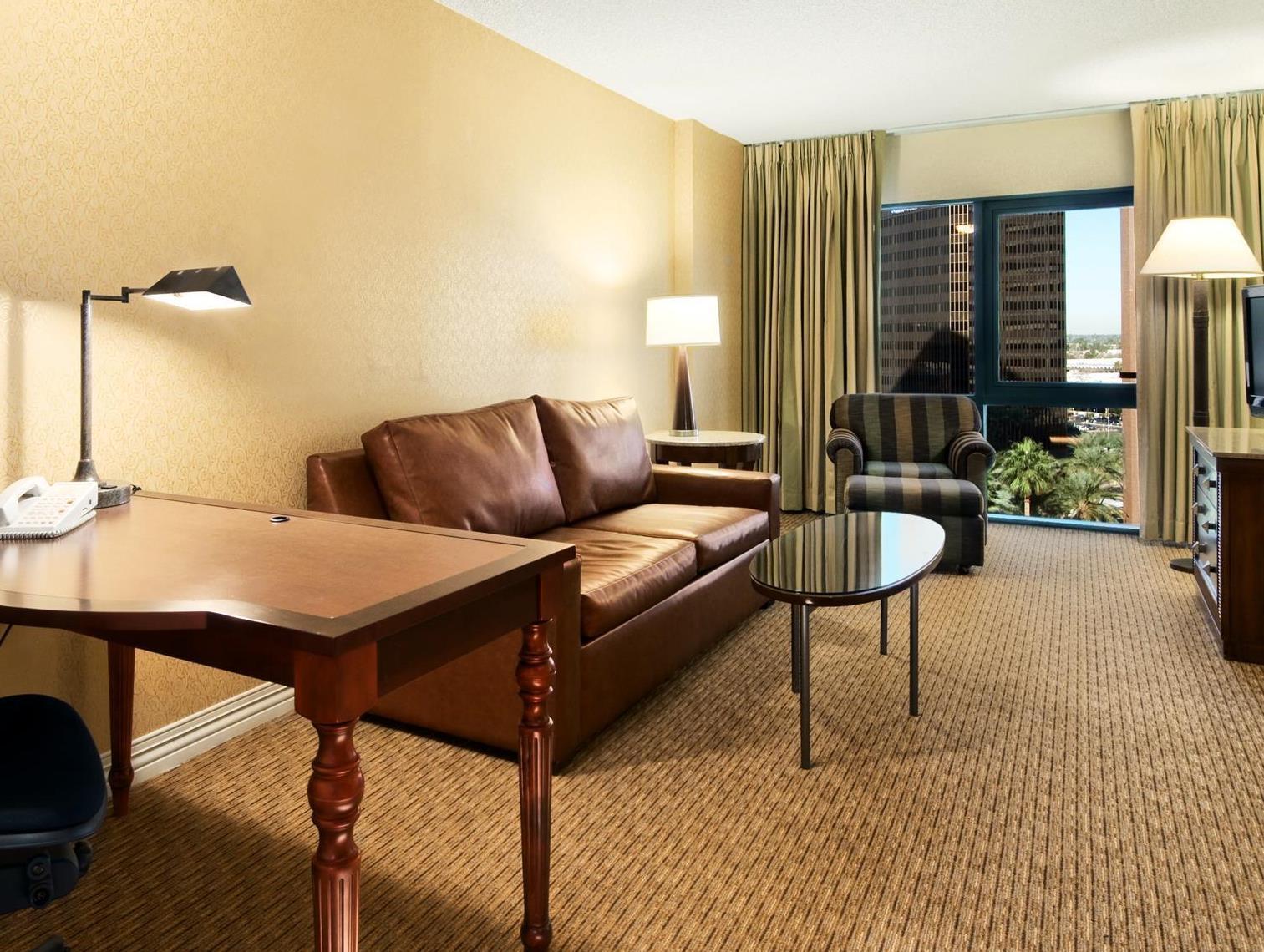 Embassy Suites By Hilton Phoenix Downtown North Exteriör bild