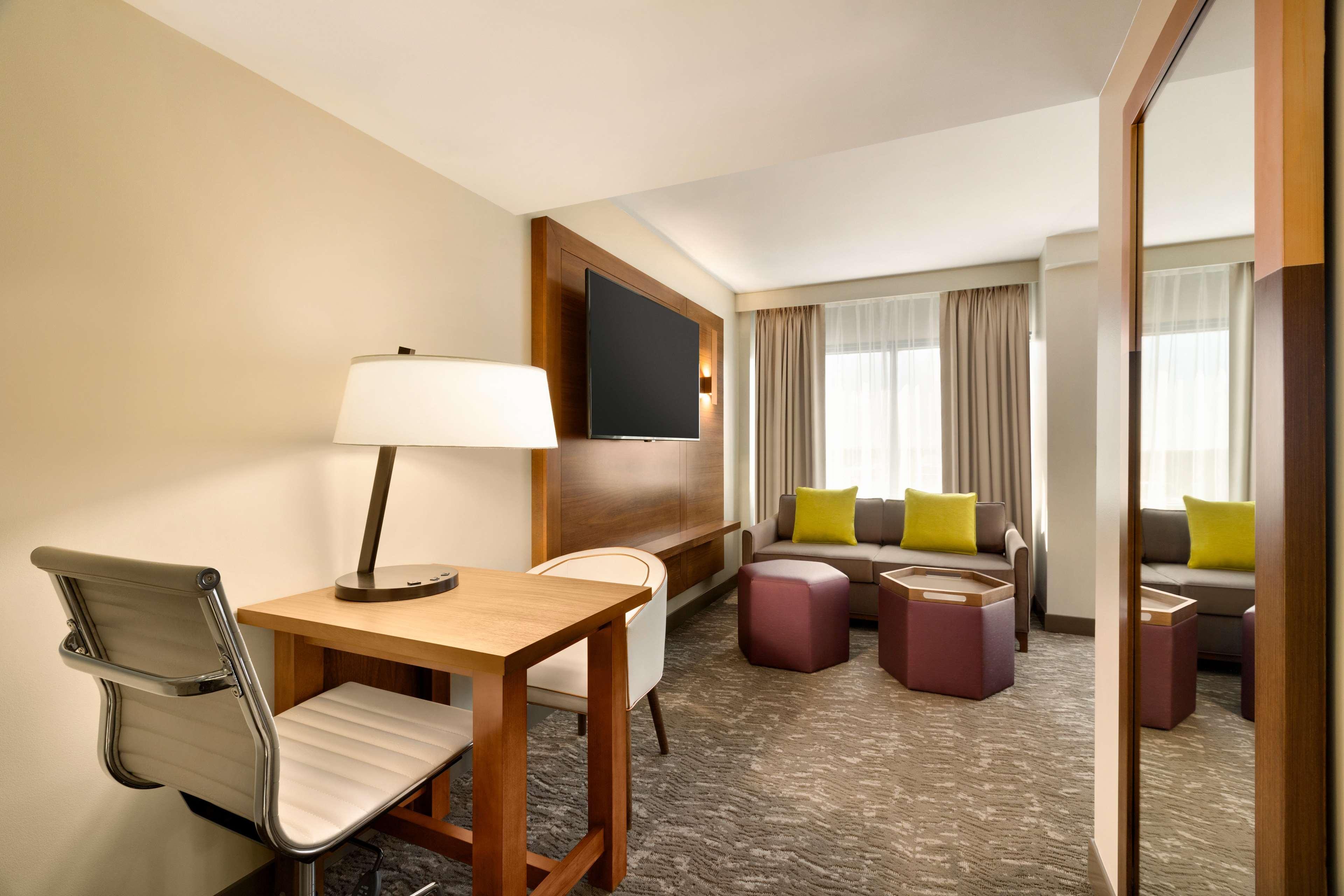 Embassy Suites By Hilton Phoenix Downtown North Exteriör bild