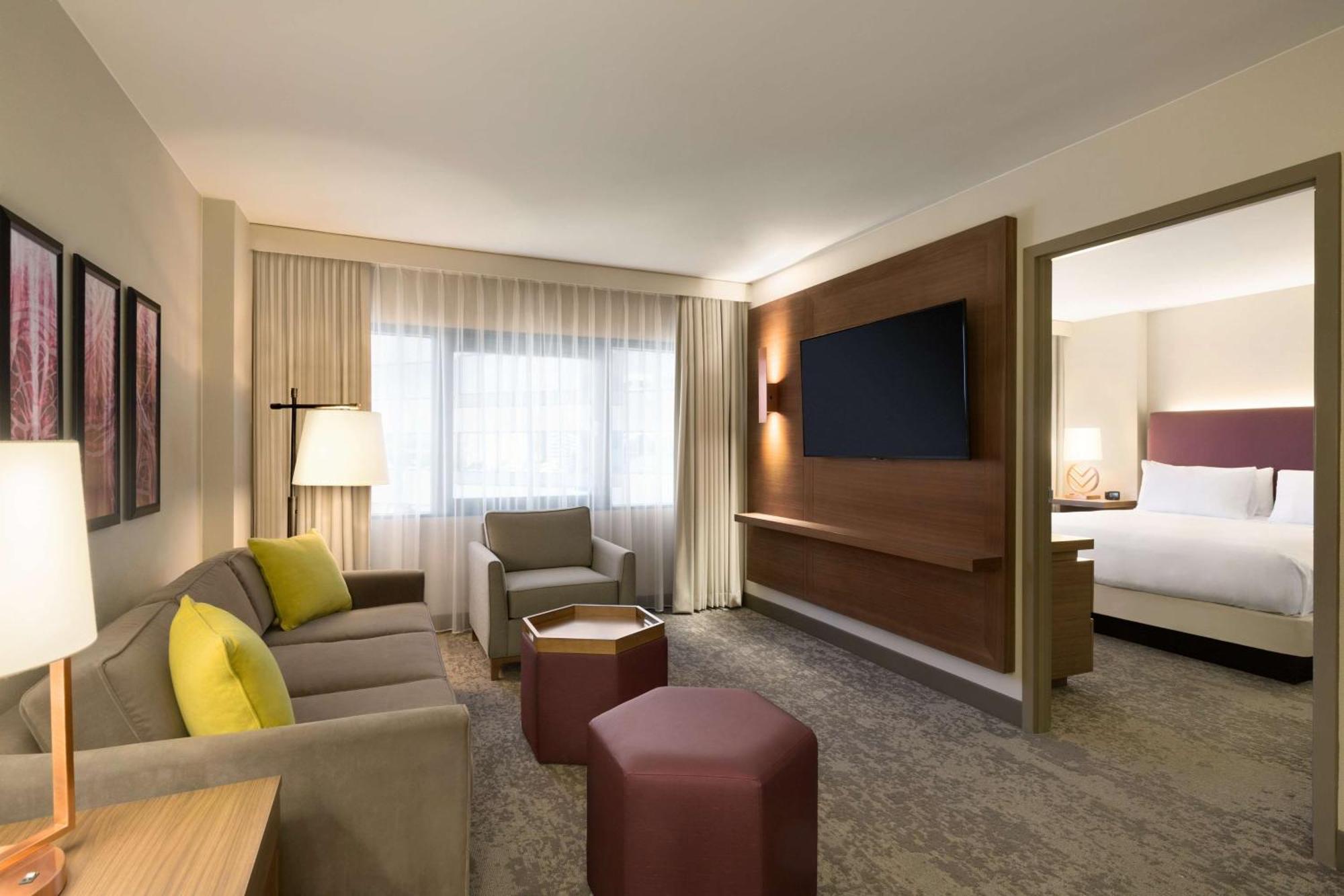 Embassy Suites By Hilton Phoenix Downtown North Exteriör bild