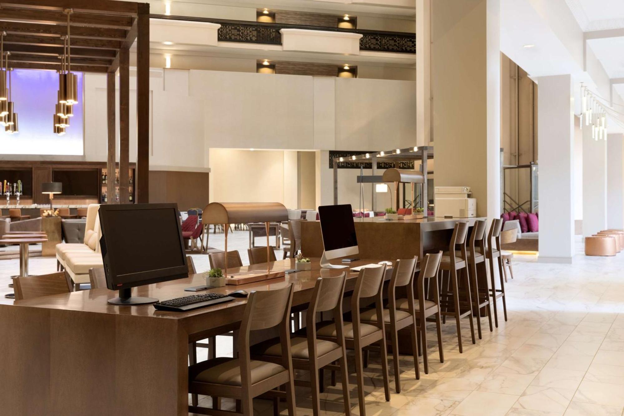 Embassy Suites By Hilton Phoenix Downtown North Exteriör bild