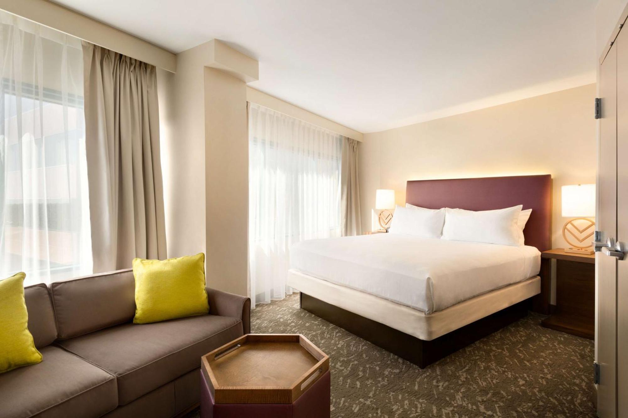Embassy Suites By Hilton Phoenix Downtown North Exteriör bild