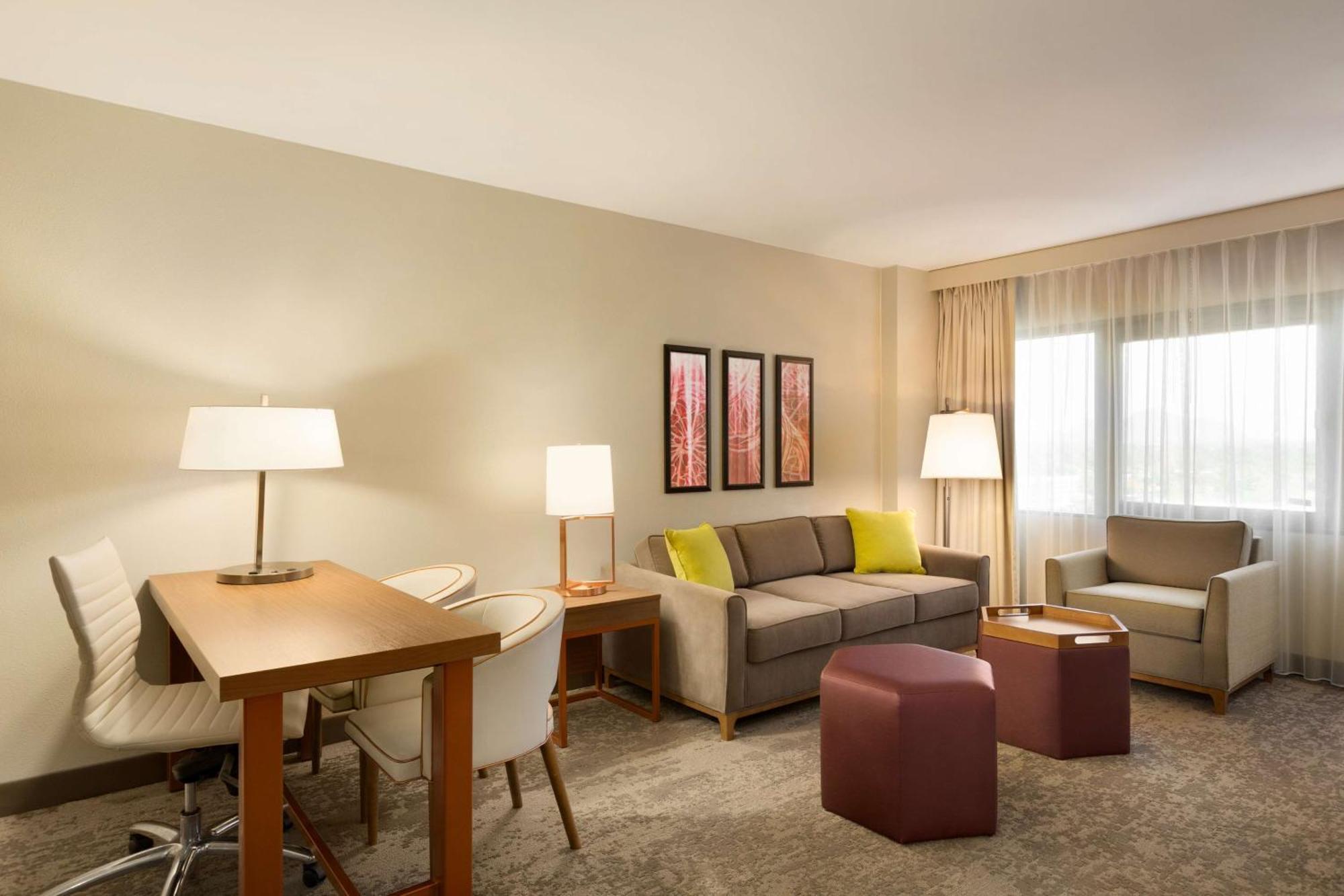 Embassy Suites By Hilton Phoenix Downtown North Exteriör bild