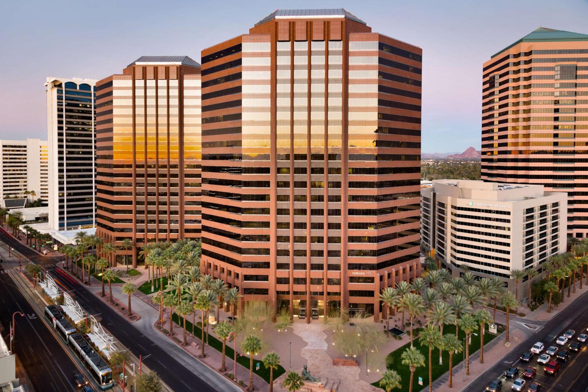 Embassy Suites By Hilton Phoenix Downtown North Exteriör bild