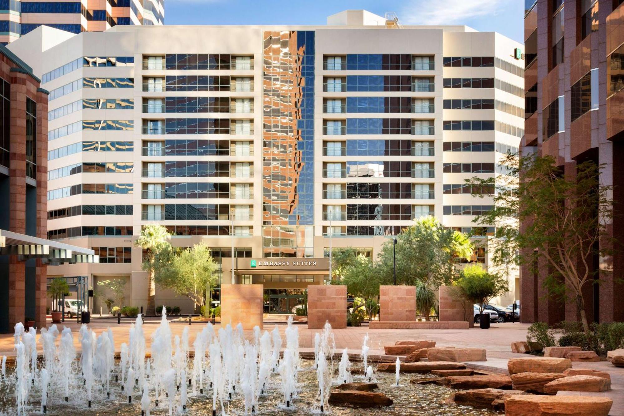 Embassy Suites By Hilton Phoenix Downtown North Exteriör bild